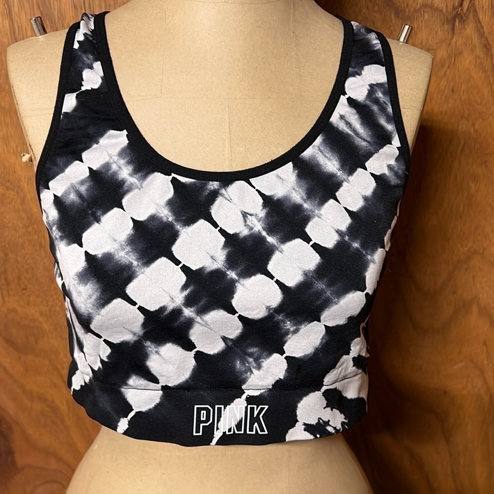 Womens PINK Sport seamless lightly lined brassiere in size Large